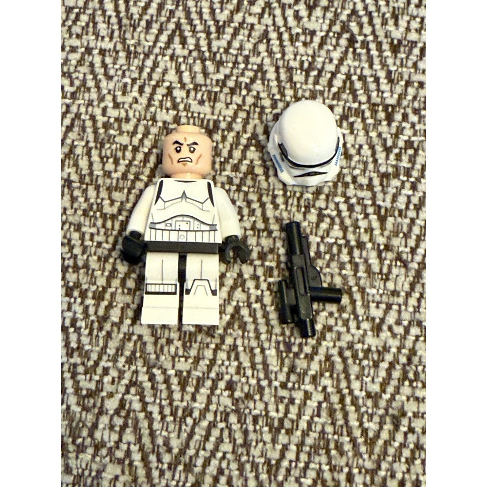 LEGO Star Wars FIRST‎ ORDER STORMTROOPER Minifgure with Blaster
